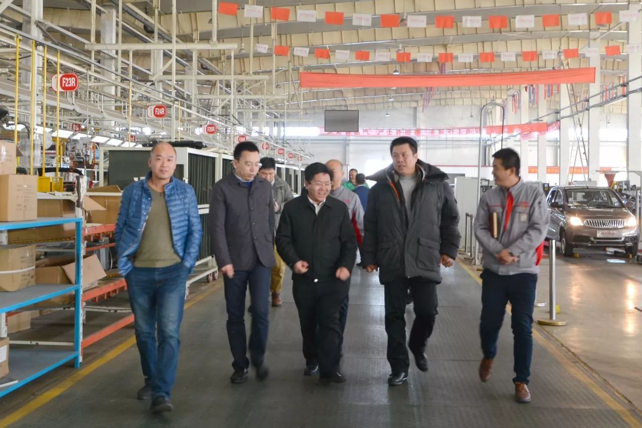 潍坊滨海经济发展局局长董广明带队到潍坊瑞驰汽车洽谈合作项目