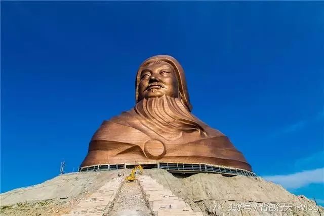 乌海成吉思汗雕像简介图片