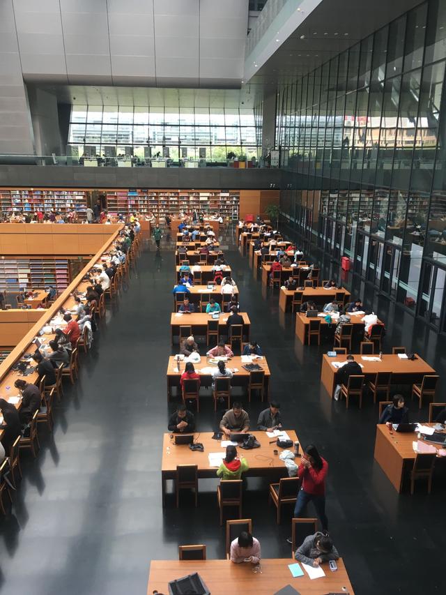 亚洲第一大高校图书馆图片