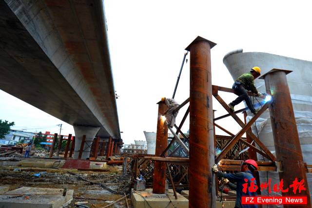 構建了一條青口進入福州市區更為便捷的快速通道新建的螺州大橋與福銀