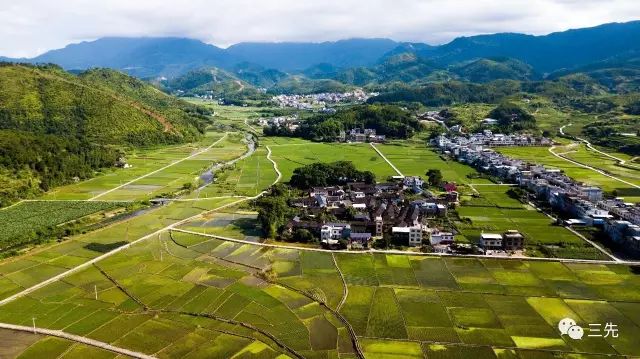 他们就是武平县城厢镇园丁村武平县中堡镇远富村第五届全国文明村镇