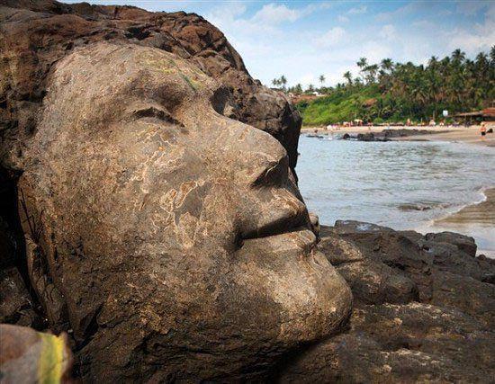 直击全球10大海滩雕塑看完让人完全摸不着头脑你看得懂吗