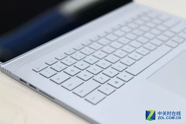 surface book 2鍵帽surface book 2鍵帽佈局略微不同於其它產品的一點