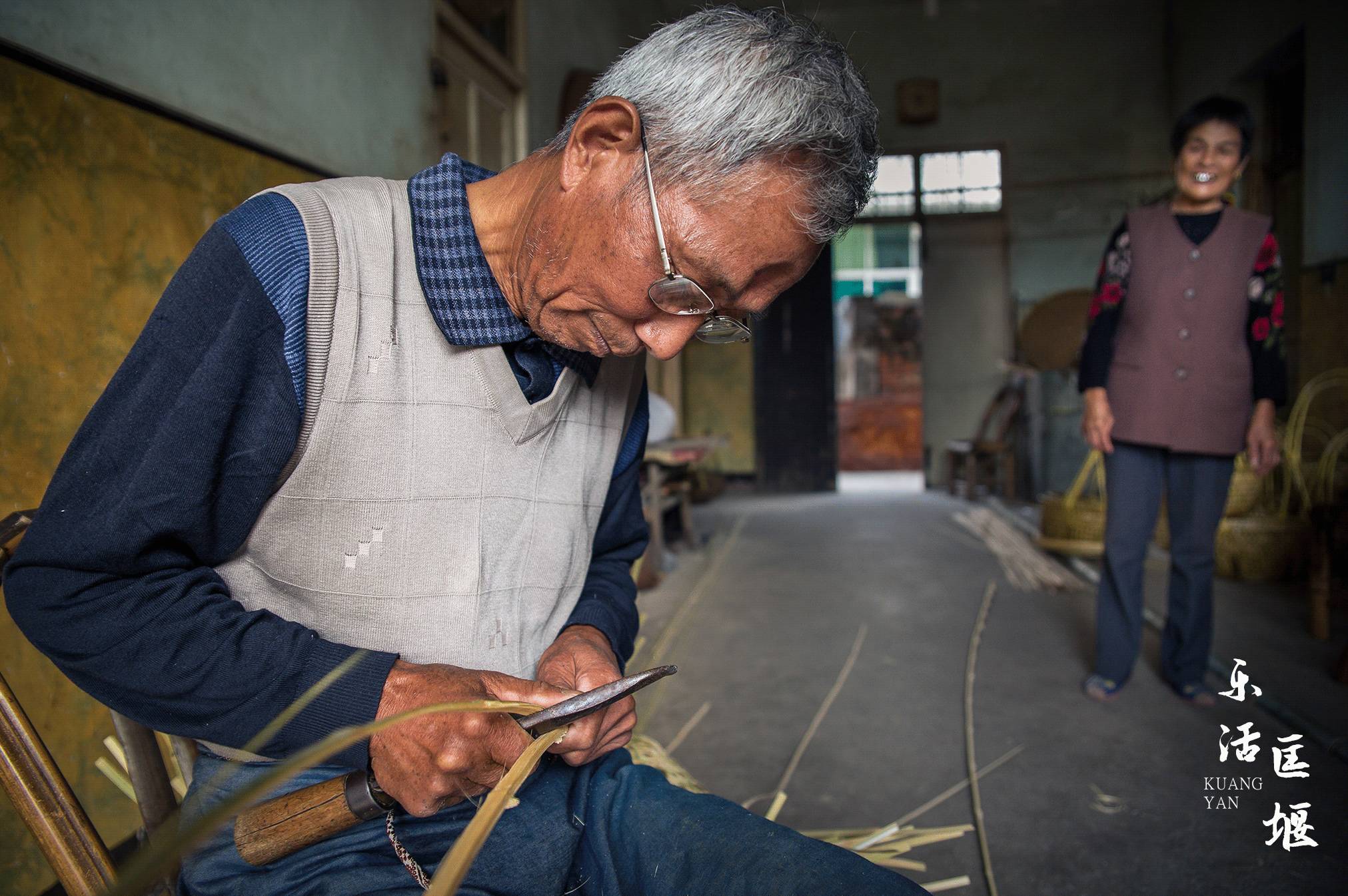 匡堰竹編技藝人68竹刀劈出歲月妙手編織生活