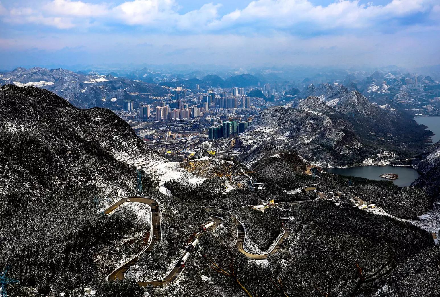 六盘水梅花山 供图/水城县生态旅游局梅花山滑雪场▲供图/水城县