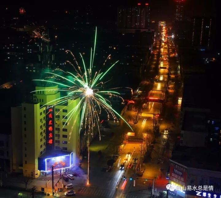 易县城夜景县政府前绿地北易水开元北大街靖远街金台西路创建省级园林