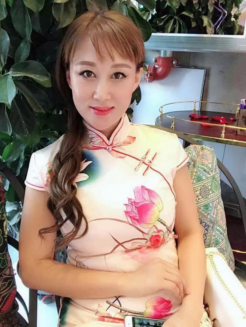 你心中最漂亮的旗袍美女是誰? 投她一票吧!