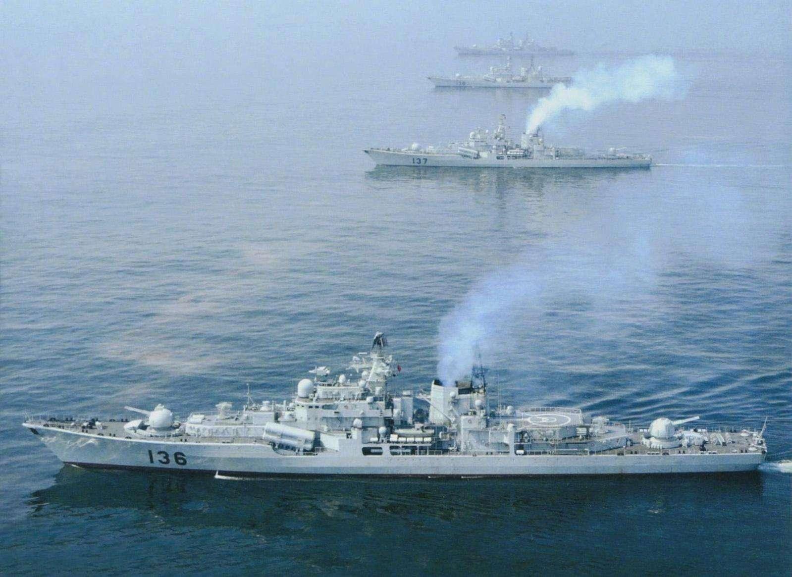 中国海军现代级驱逐舰136杭州舰改装接近尾声，可再服役二十年!