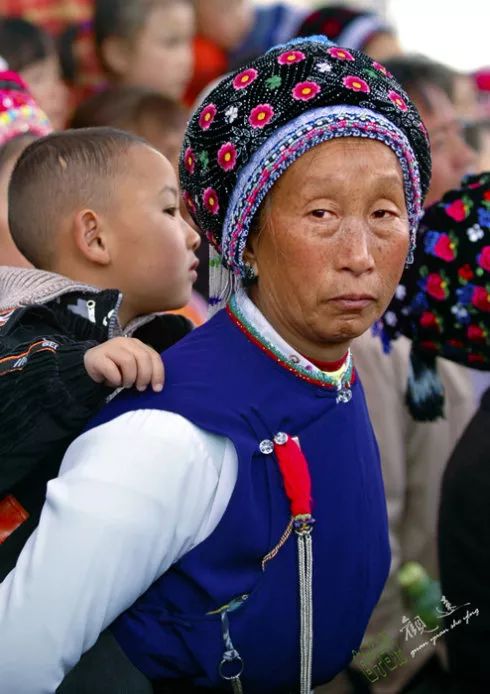 白族人像》大理,洱源,剑川,鹤庆等几个专辑,与喜爱少数民族服饰和人像