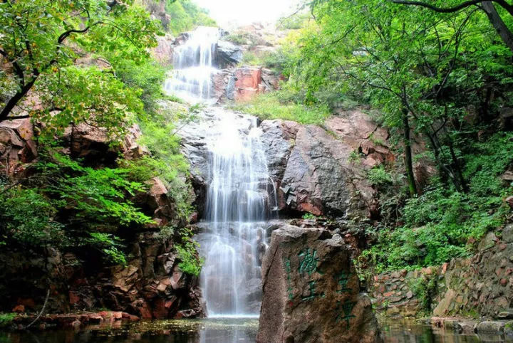 井陉泉泉瀑布的位置图片