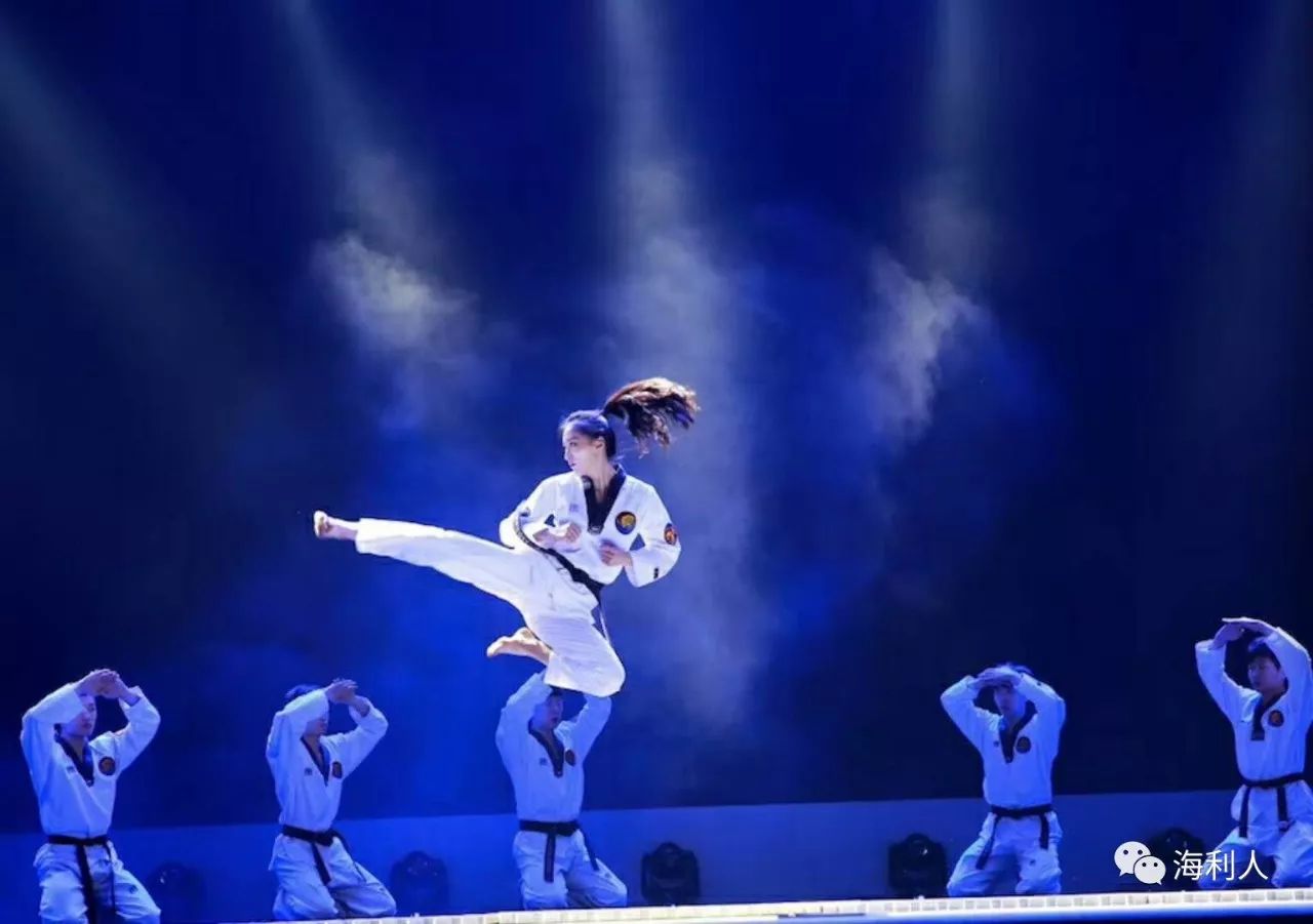 韩国虎队经典跆拳道舞图片