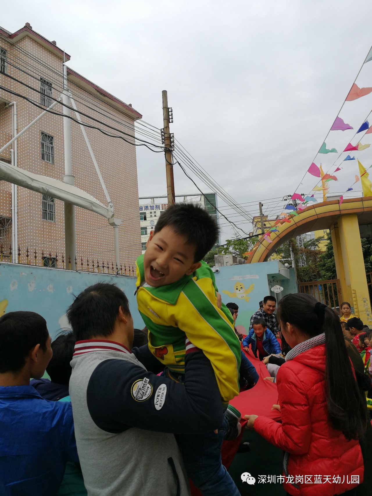 深圳市蓝天幼儿园图片