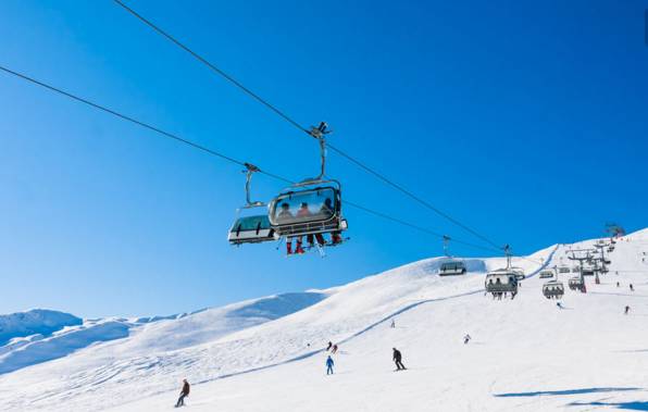 太白山鳌山滑雪场图片