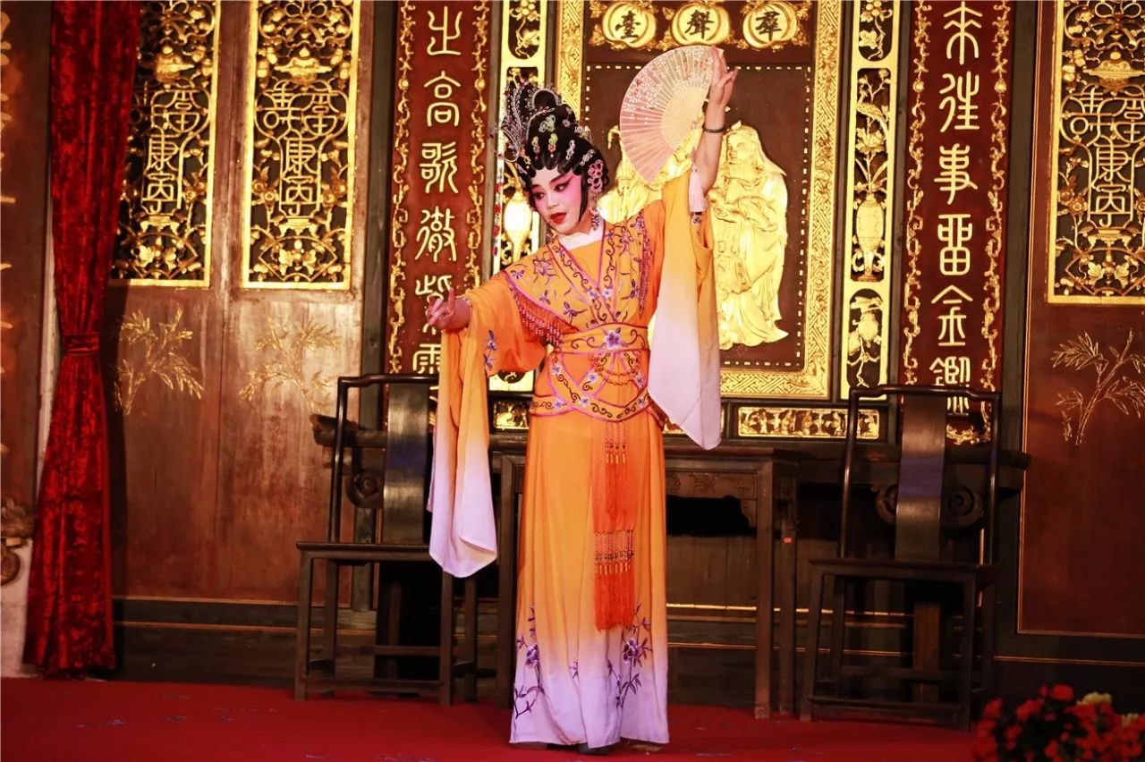 粤曲表演唱《东湖春晓,表演者:李心玉,李淦琳,温金燕,何雨晴经典