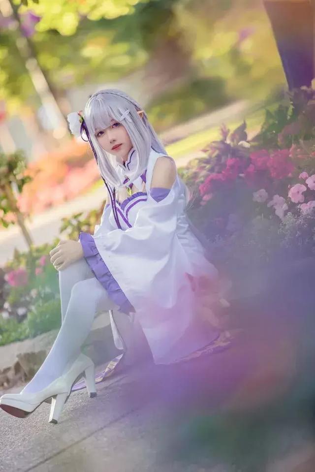 cosplay白丝足控福利 艾米莉娅 从零开始的异世界生活