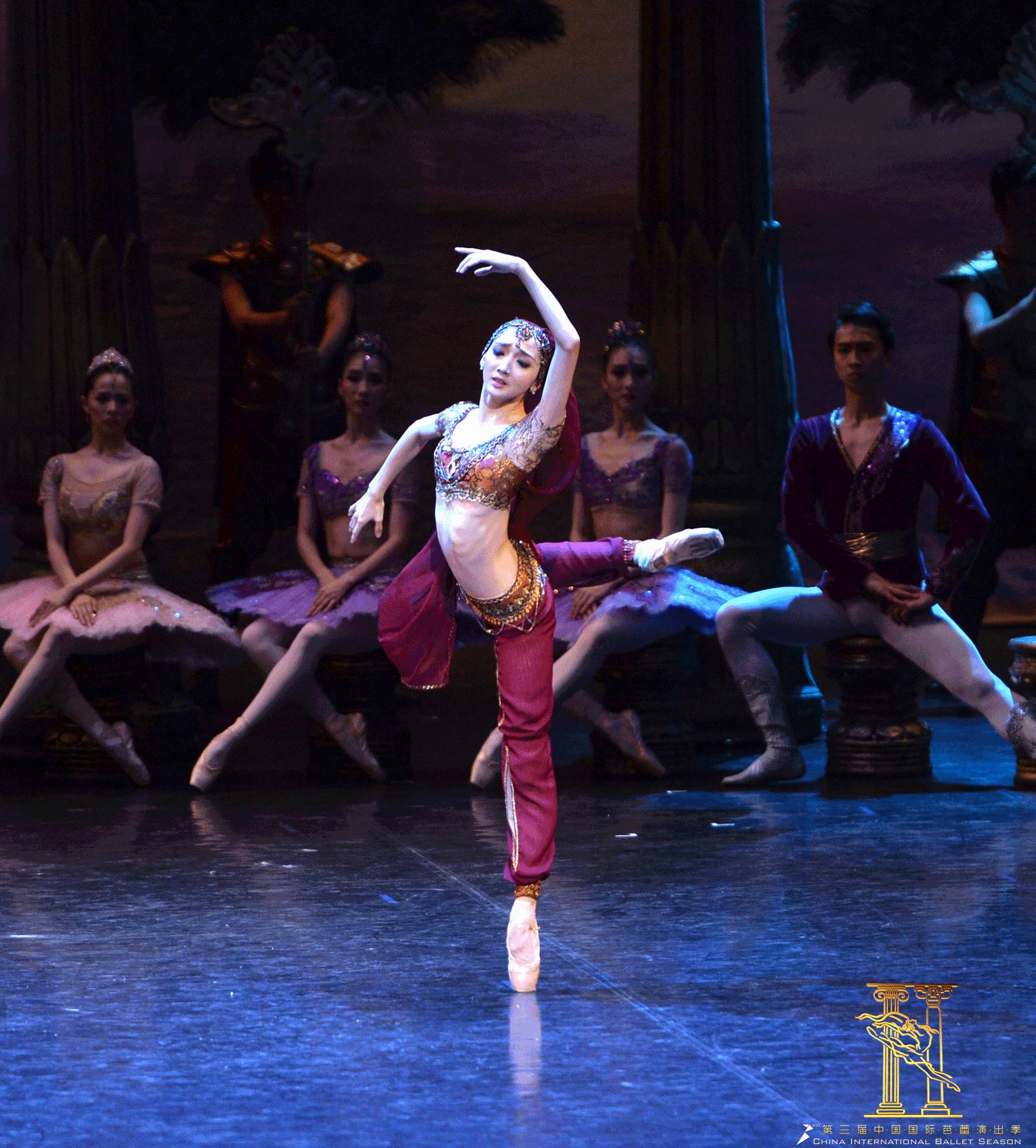 中央芭蕾舞团程伯佳图片
