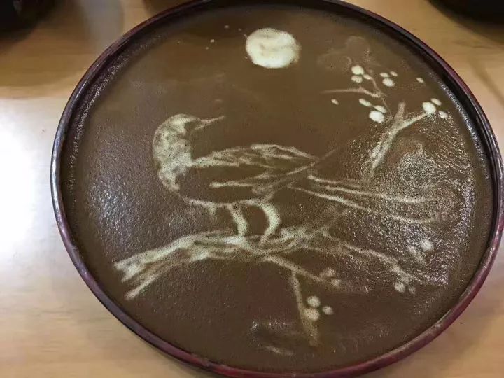 上画个鹊桥暗渡滴创作咖啡拉花的老祖宗——点茶作画亲手体验碾茶成末