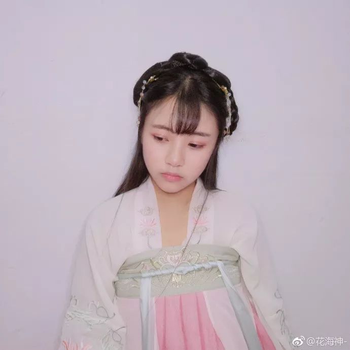 【漢服髮型】花海神妹子的超級美又簡單的髮型二