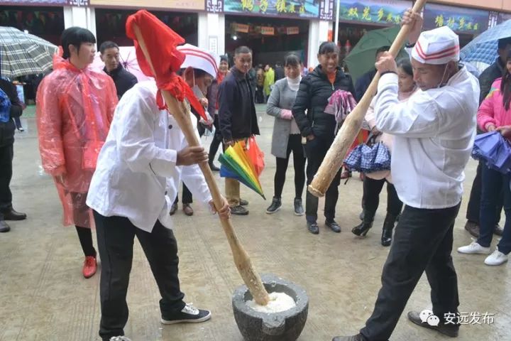 喜報于都珍珠粉榮獲美食文化節特金獎為家鄉特色產品點zan