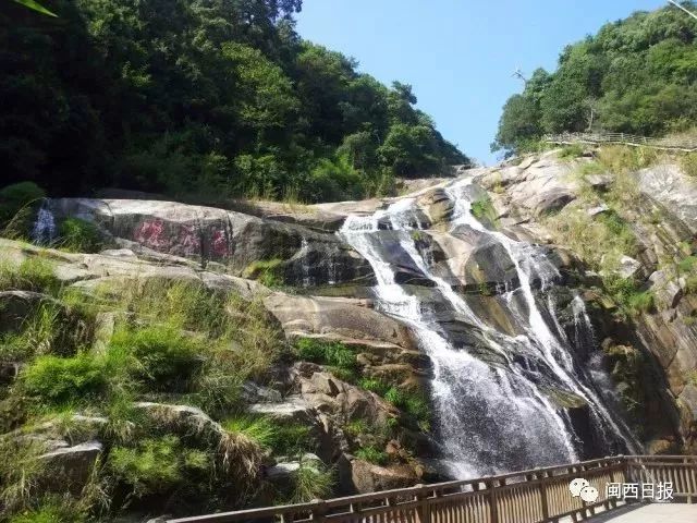 梅花山↑梁野山