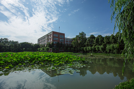 四川传媒学院附近景点图片