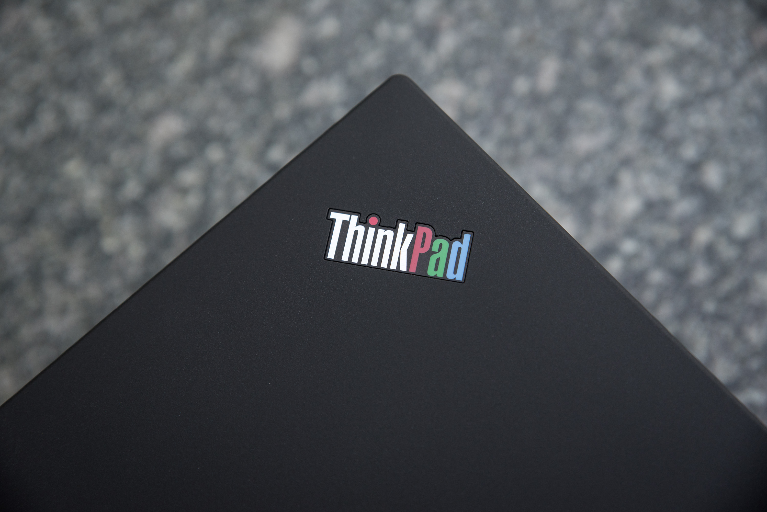 为什么工作的人都用 ThinkPad？ThinkPad 25周年评测