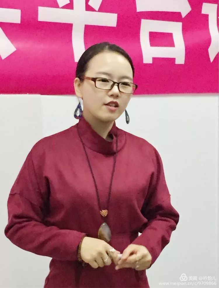 活动吸引了13位会员参加,会长霍凌亲赴现场为姐妹们讲解美女会.