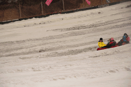 大湾滑雪场图片