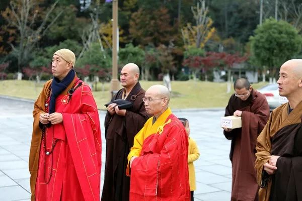 雪窦寺然相法师简历图片