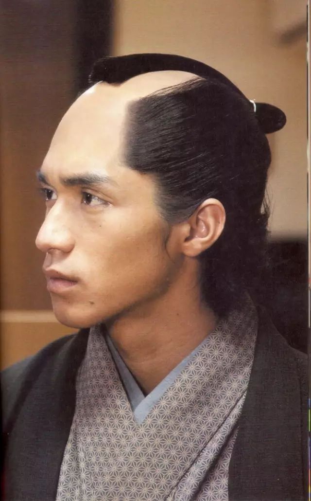 日本古代发型 武士图片