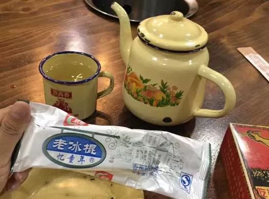 老銅鍋,老茶壺,老茶缸,老冰棍…讓你吃出情懷