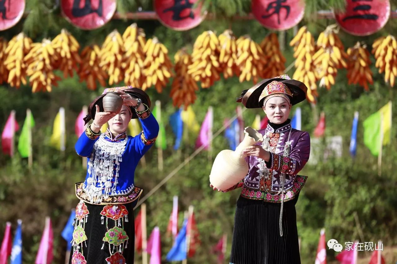 尝新节上美丽的壮族服饰,近距离感受壮族的民族魅力!