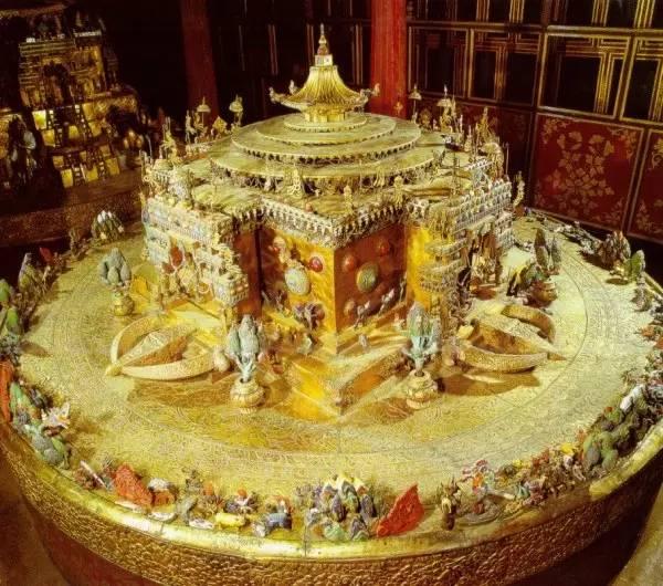 严禁拍照的布达拉宫内部,流传出来珍藏照,有37吨黄金宝贝图