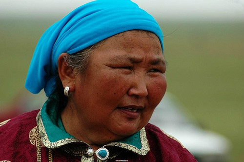 蒙古人种特征图片