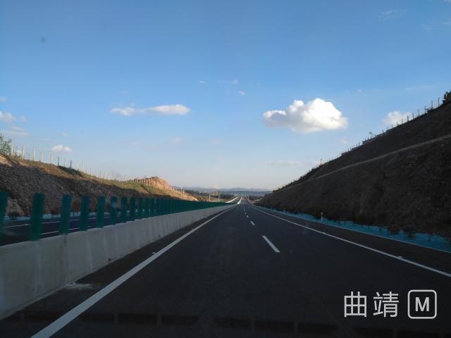 江召高速公路图片