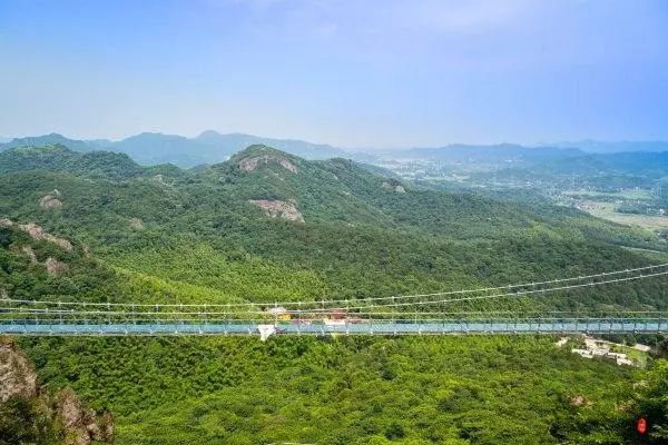 蕪湖馬仁奇峰玻璃棧道神秘險峻張家界玻璃棧道刺激震撼刺激如張家界