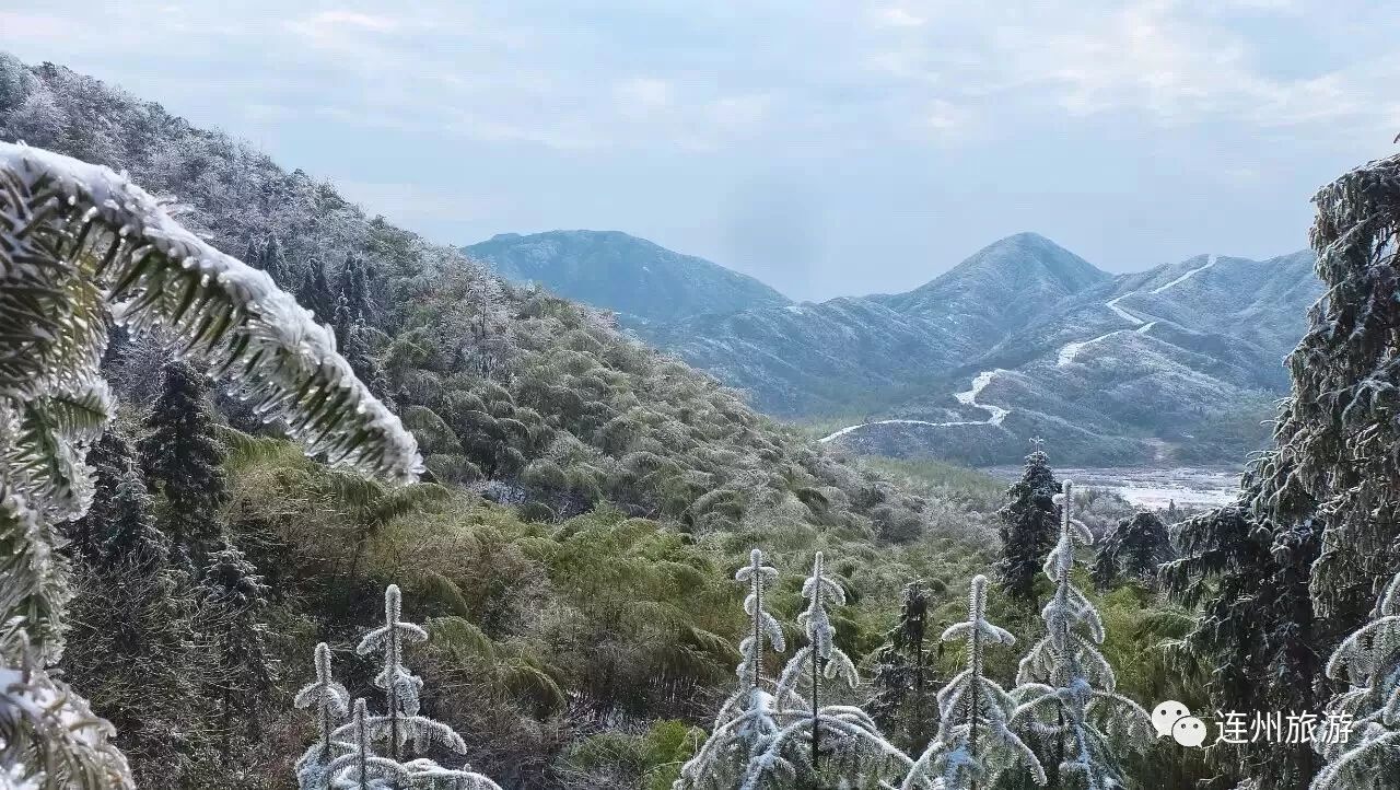 天光山潭嶺天湖三水瑤族鄉冷大坑山冬天最能撩撥人心絃的莫過於冰雪了