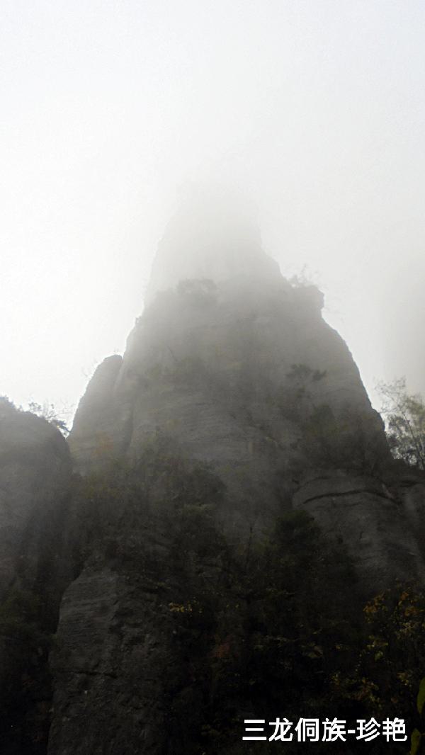 去恩施大峡谷旅游没看准天气,下场好惨!