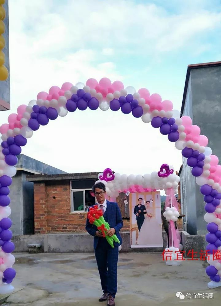 婚礼路边气球摆式图片