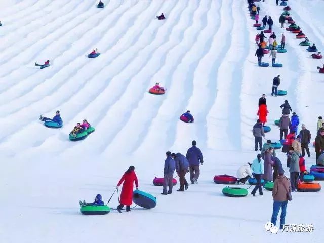 即将开放川东第一家滑雪场八台山滑雪场八台山景区滑雪场哈哈哈哈雪仗