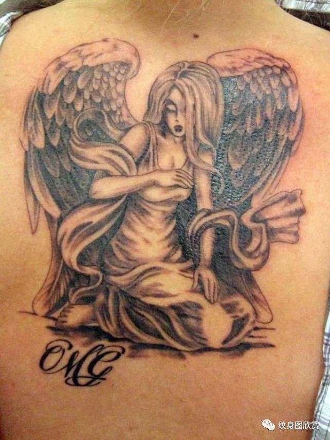 天使纹身图案满背男生图片