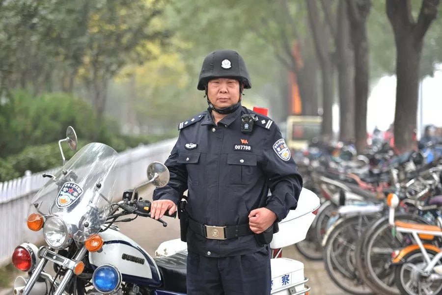 警察吕建江图片