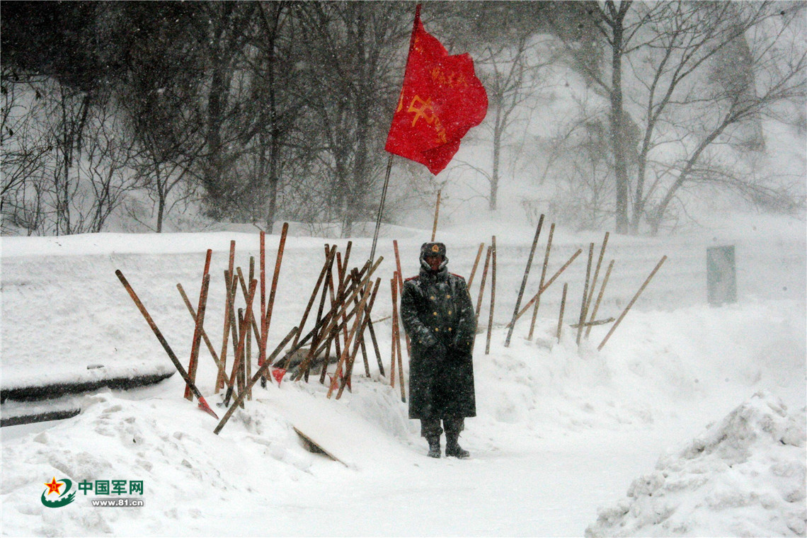 子弟兵雪景图片图片