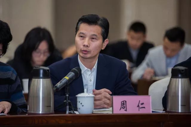 湖北永和安门业有限公司董事长周仁表达了对金融部门的感谢,他说