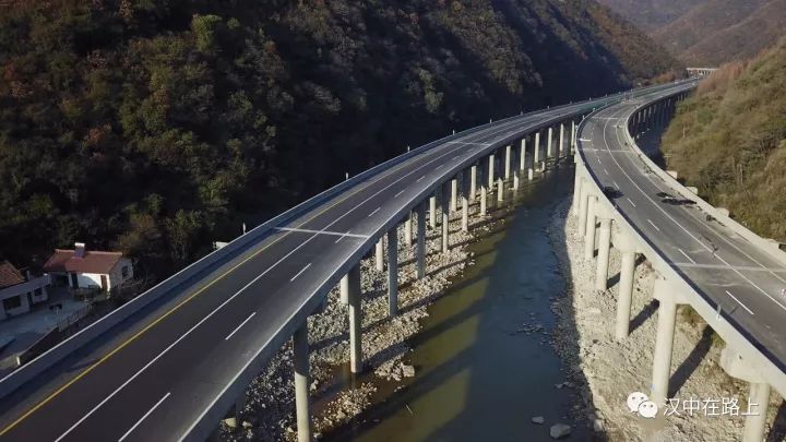 宝汉高速隧道图片图片