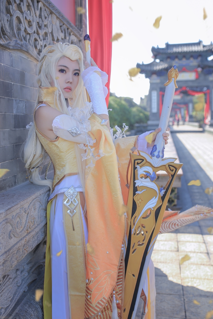 仙侠情缘网络版叁 雪河藏剑成女cosplay