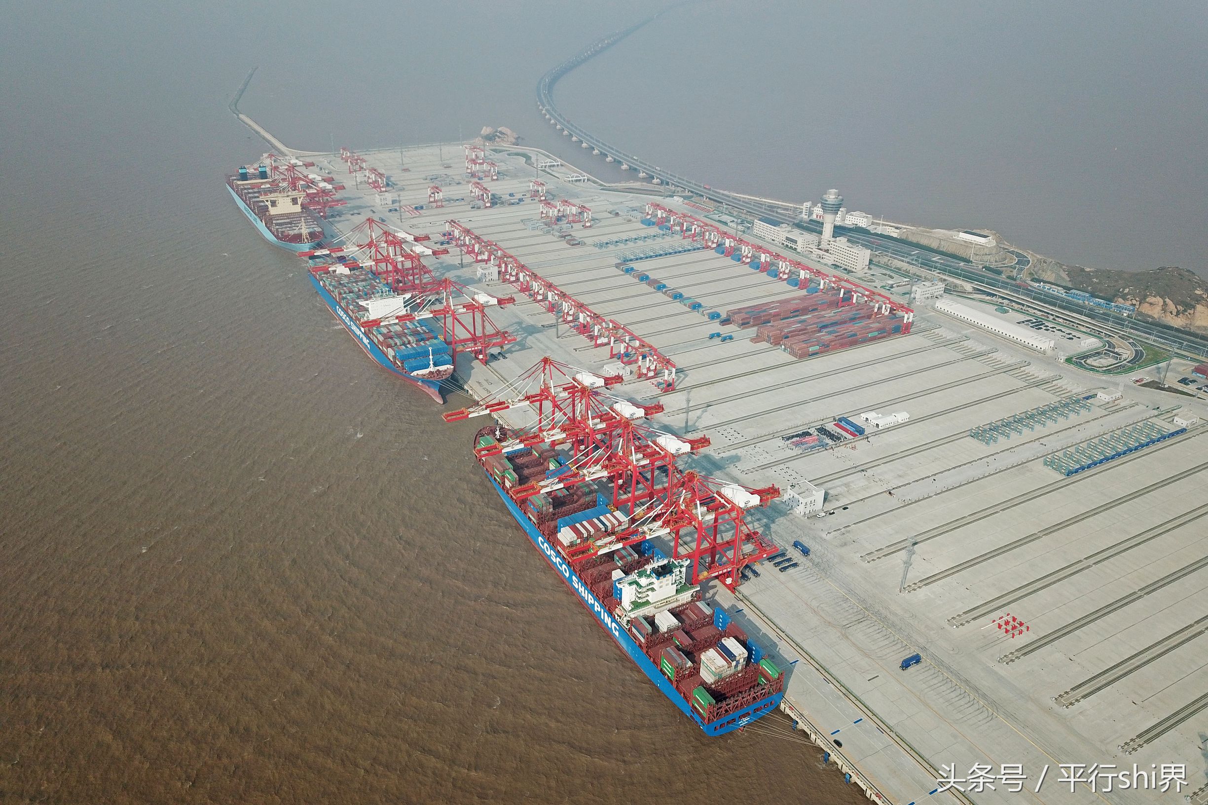 上海港泊位图片