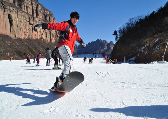 涉县滑雪场图片