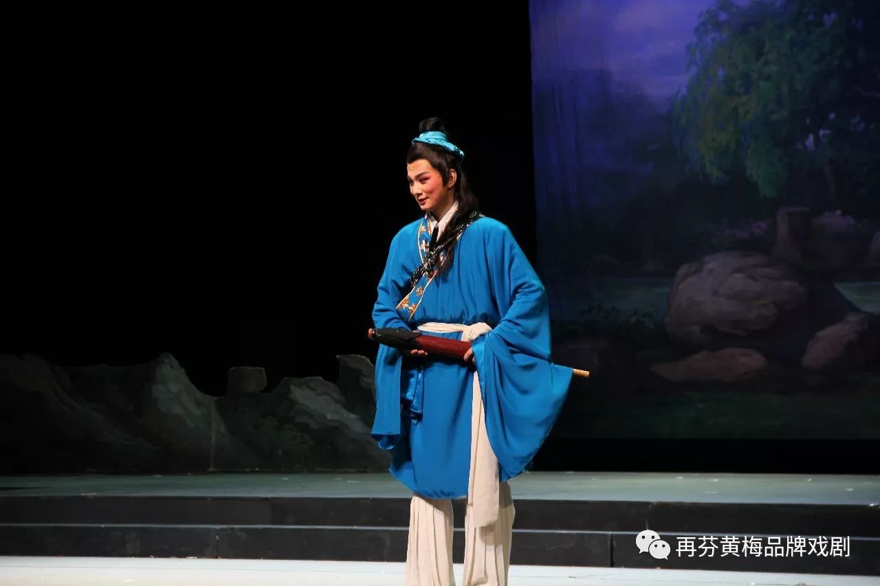 作曲家時白林,徐代泉,表演藝術家黃新德就趕到《天仙配》的演出現場