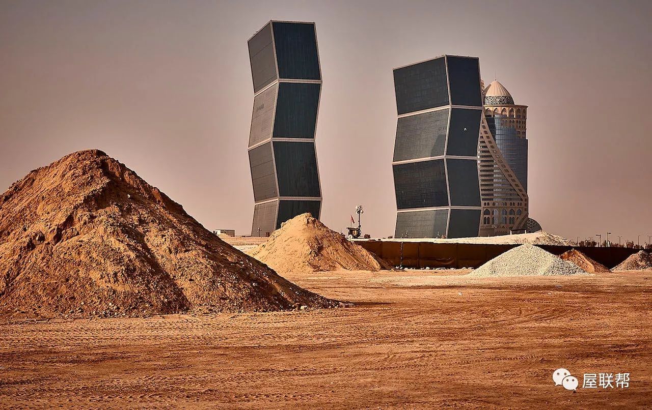 卡塔尔征服沙漠建造世界级城市